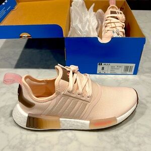 Wmns NMD_R1 'Wonder Quartz Earth Strata Women size 8